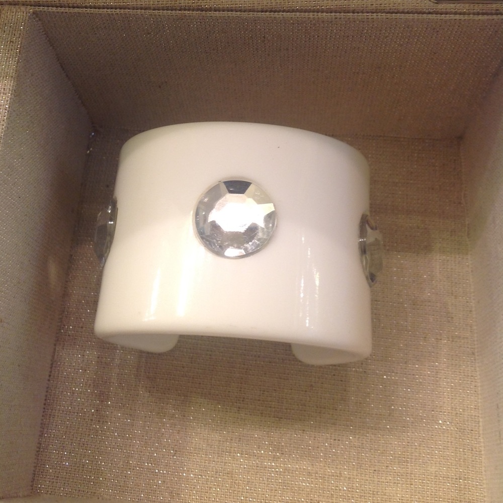 Gymboree White Cuff Bracelet with Clear Jewels 💎